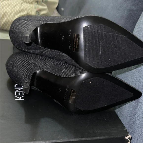 Kendall + Kylie Calie Black denim Fabric